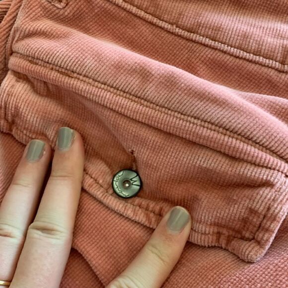 Marlow by Citizens of Humanity punks corduroy shorts, size 27. - Picture 8 of 11